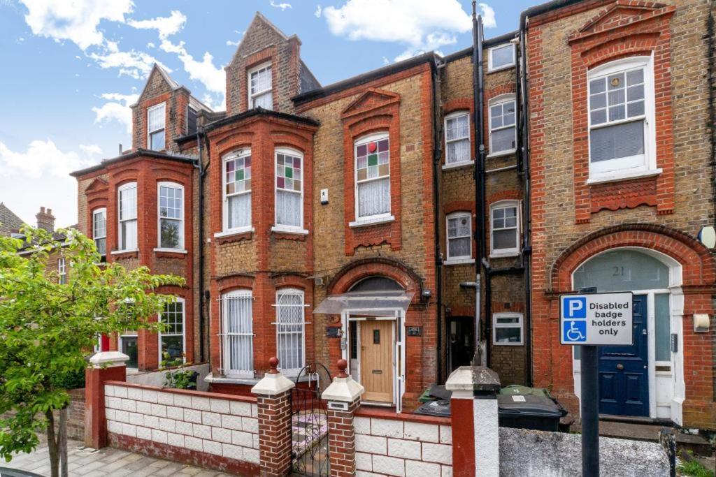 One Bedroom Flat In The Heart Of Brixton Londen Buitenkant foto